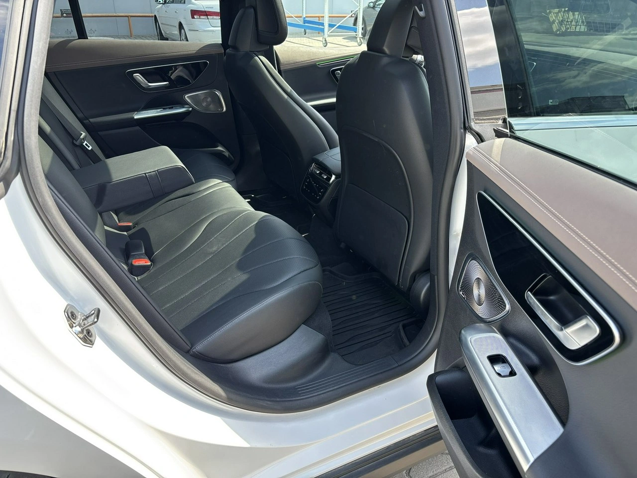 Mercedes EQE - Zdjęcie 17