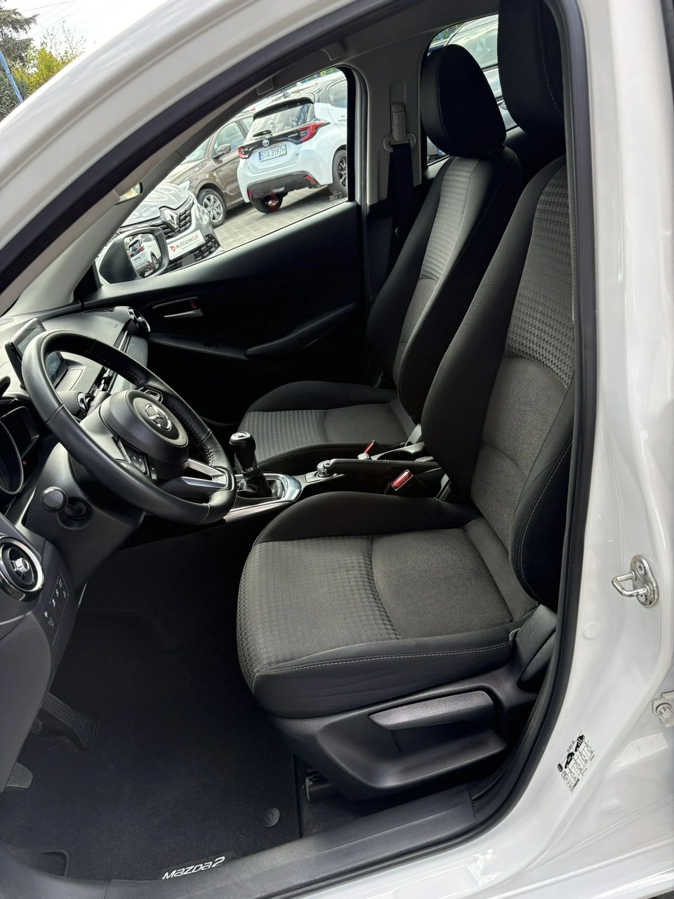 Mazda 2 - Zdjęcie 11