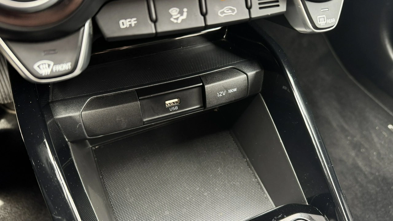 Kia Stonic - Zdjęcie 12