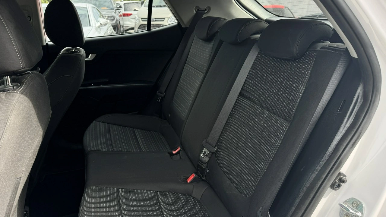 Kia Stonic - Zdjęcie 20