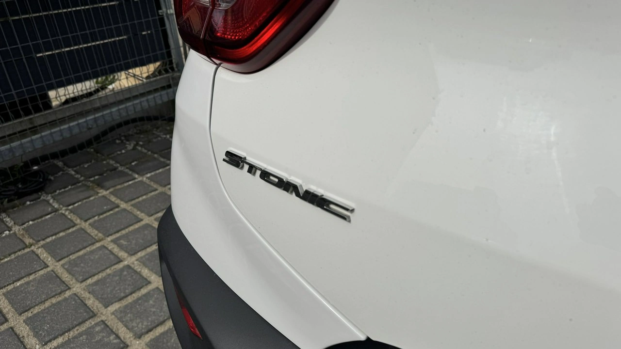 Kia Stonic - Zdjęcie 23