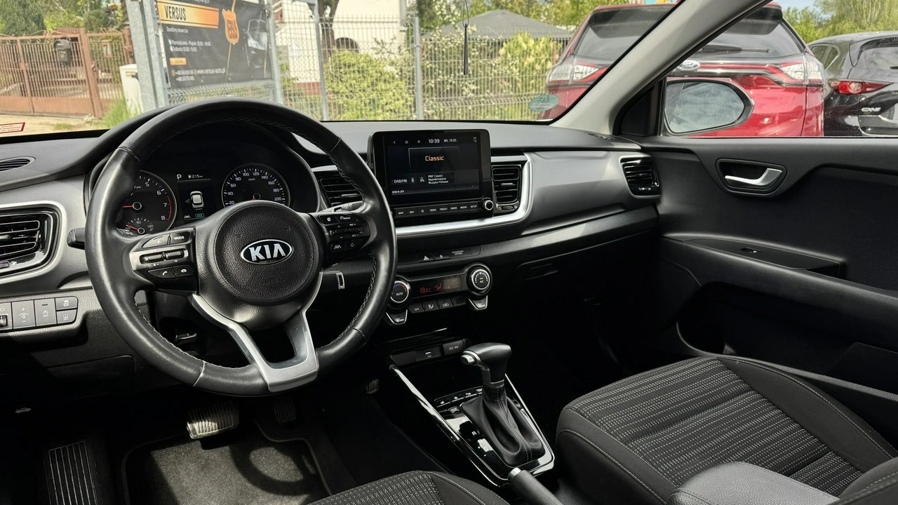Kia Stonic - Zdjęcie 8