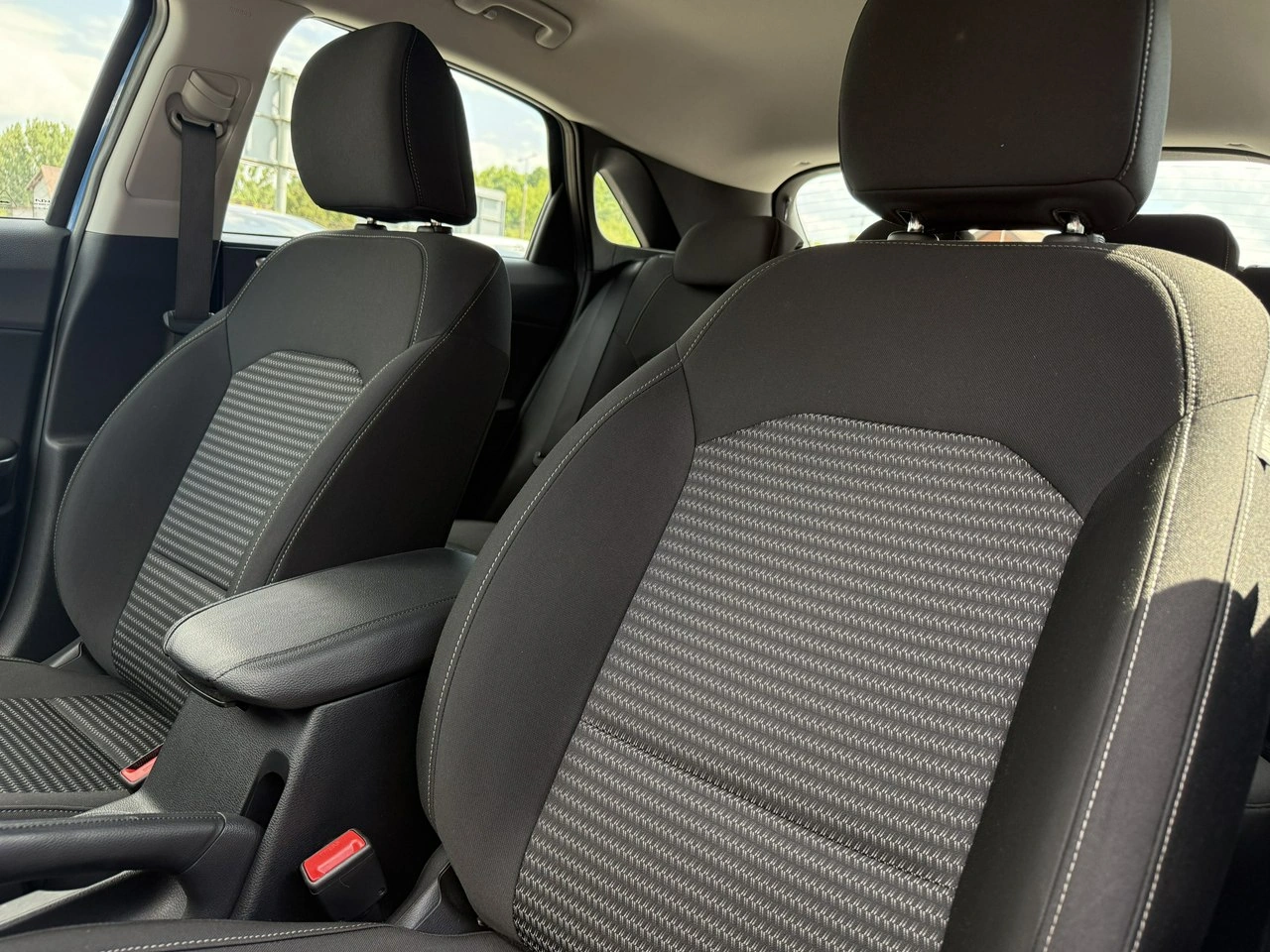 Kia Ceed - Zdjęcie 10