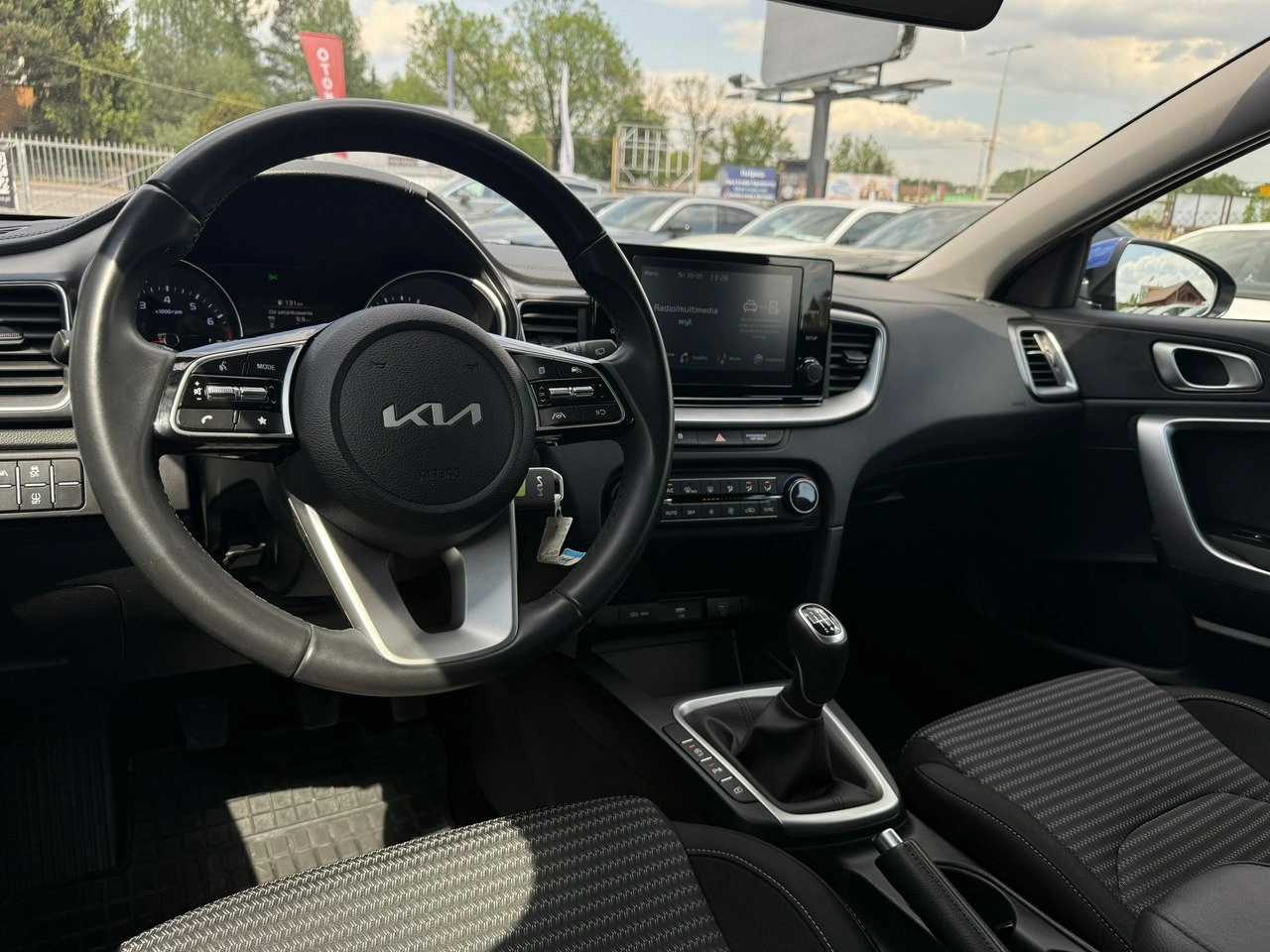 Kia Ceed - Zdjęcie 13