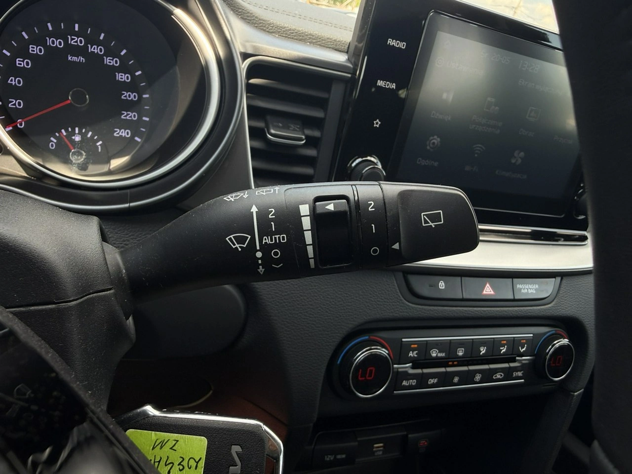Kia Ceed - Zdjęcie 18