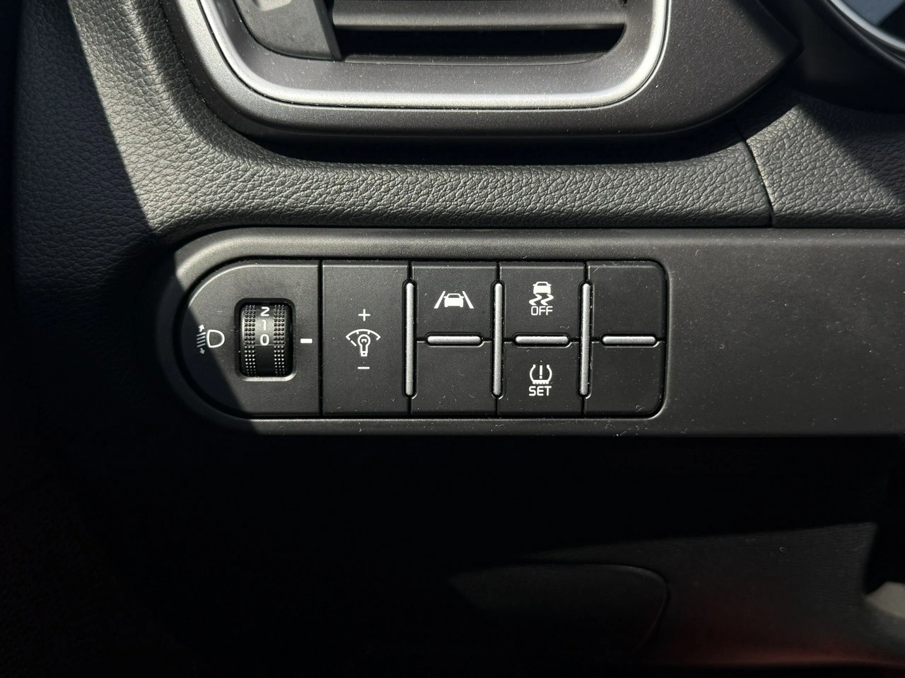 Kia Ceed - Zdjęcie 31
