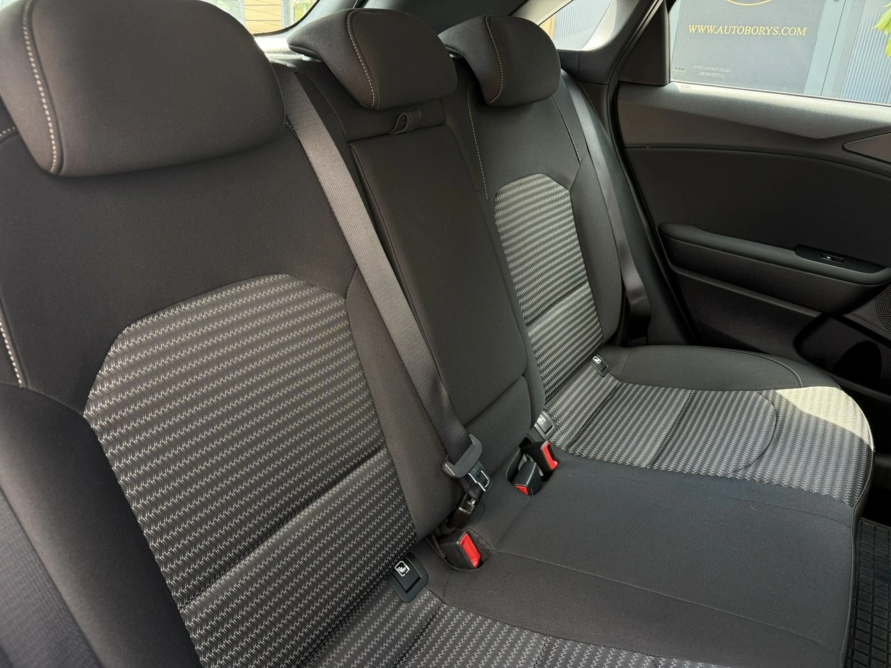 Kia Ceed - Zdjęcie 33