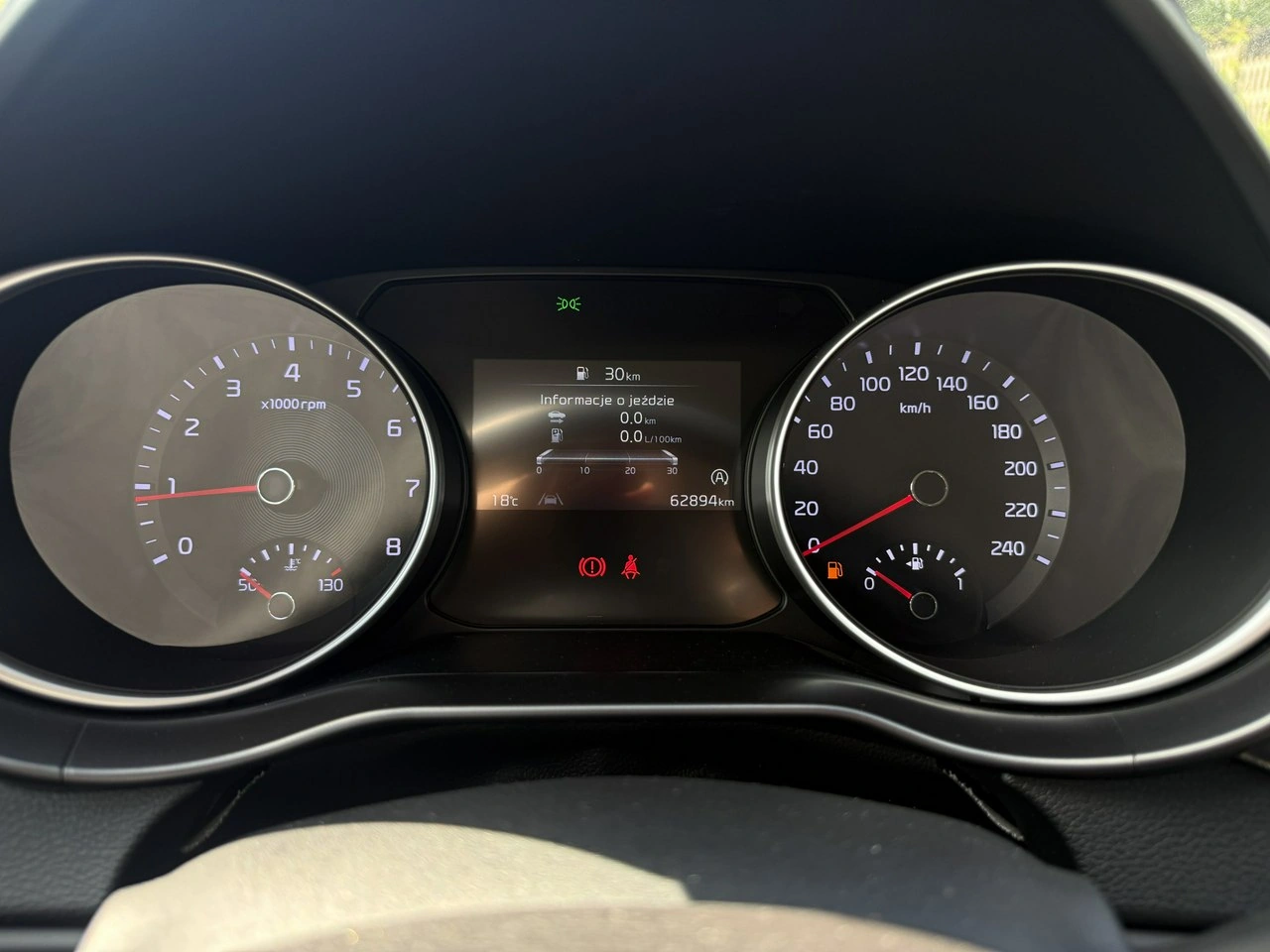 Kia Ceed - Zdjęcie 9