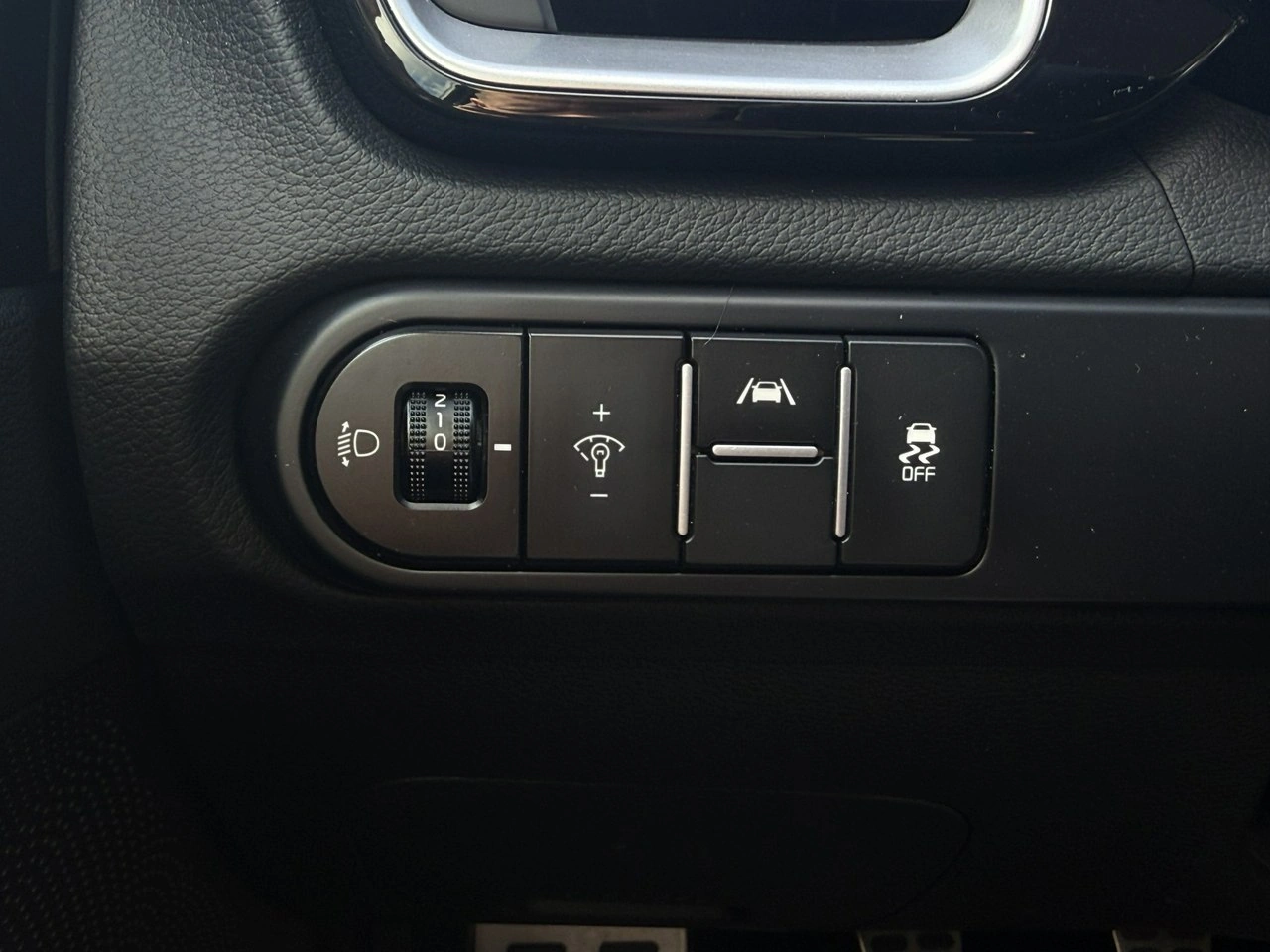 Kia Ceed - Zdjęcie 14