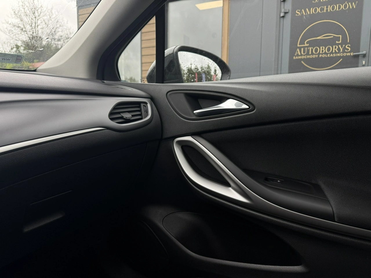 Opel Astra - Zdjęcie 12