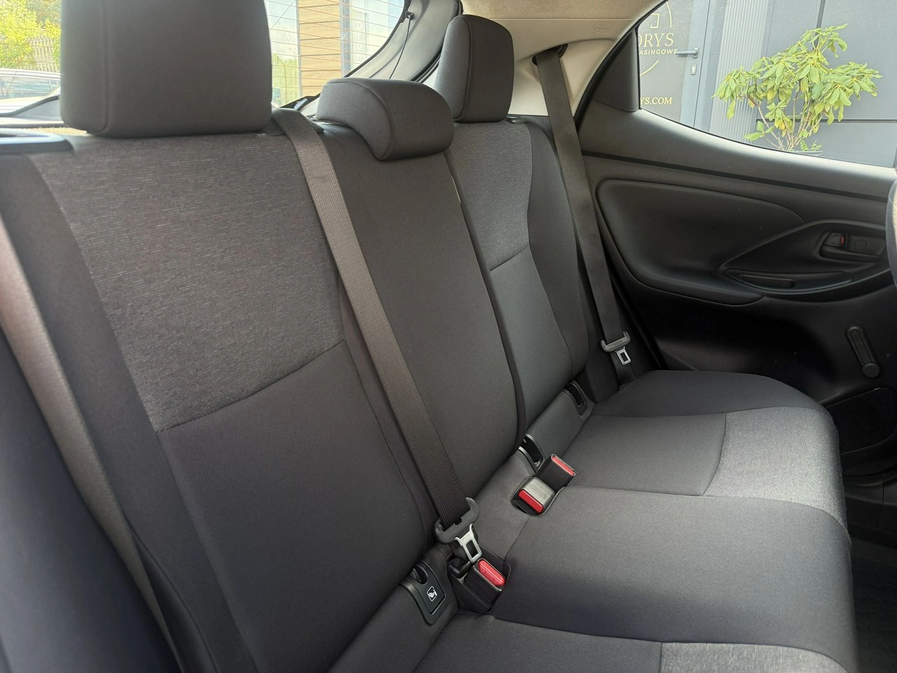 Toyota Yaris - Zdjęcie 31