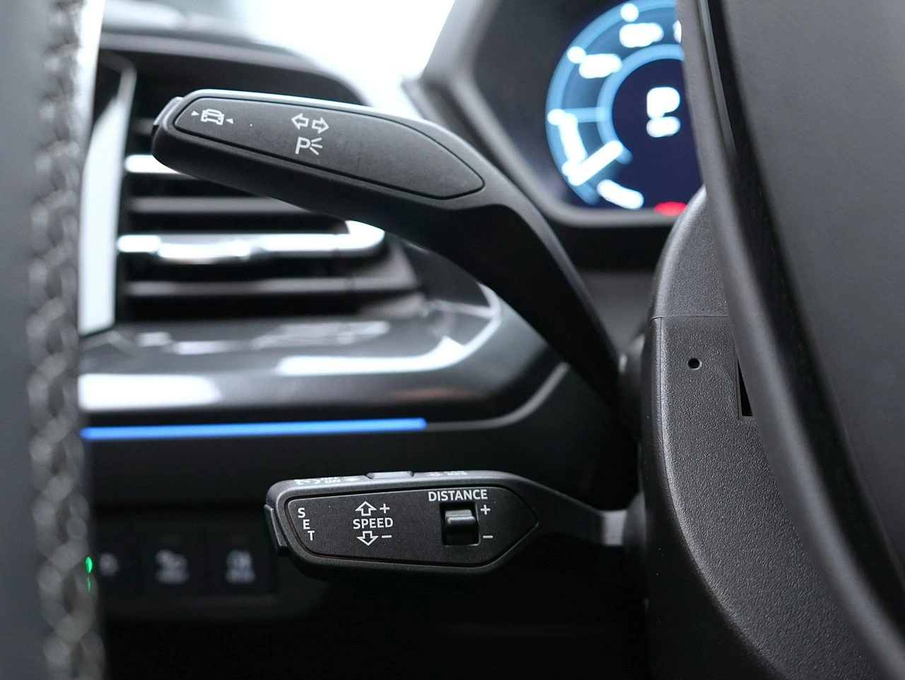 Audi Q4 e-tron - Zdjęcie 22