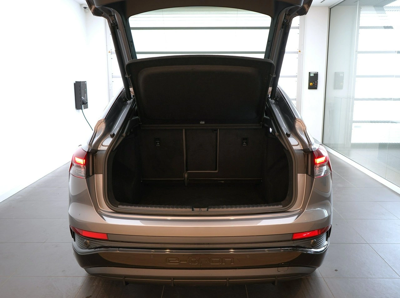 Audi Q4 e-tron - Zdjęcie 9