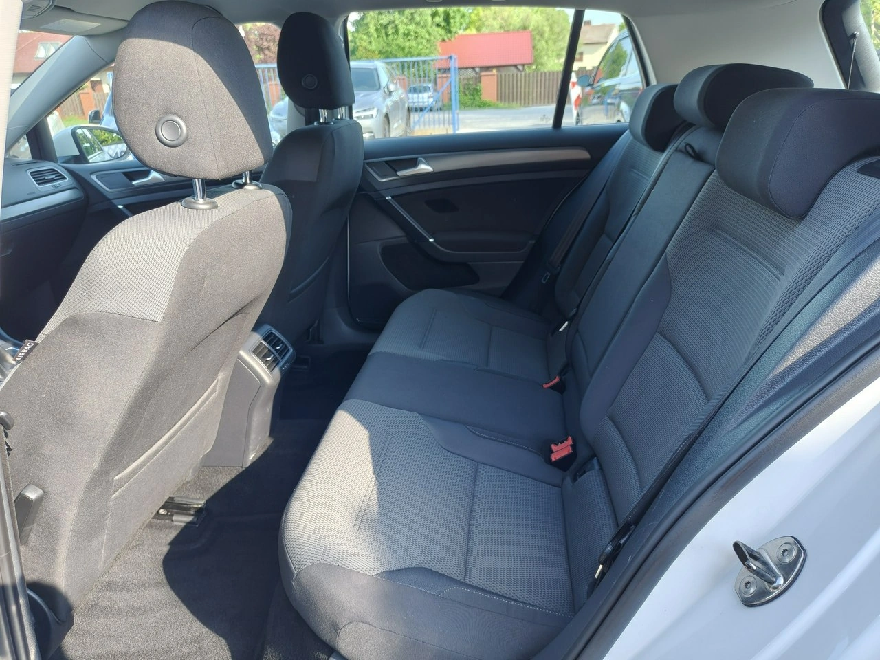 Volkswagen Golf - Zdjęcie 26