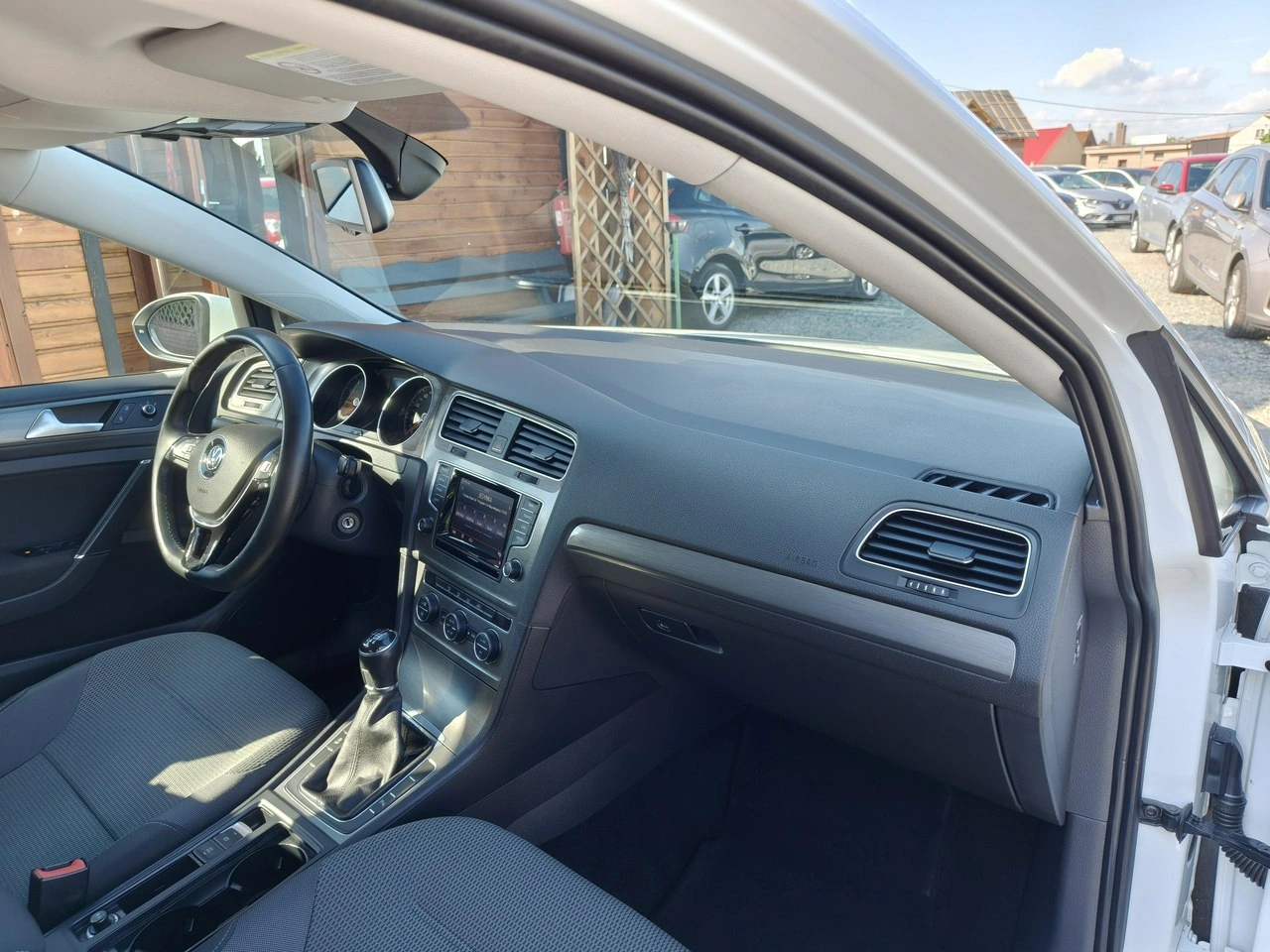 Volkswagen Golf - Zdjęcie 20