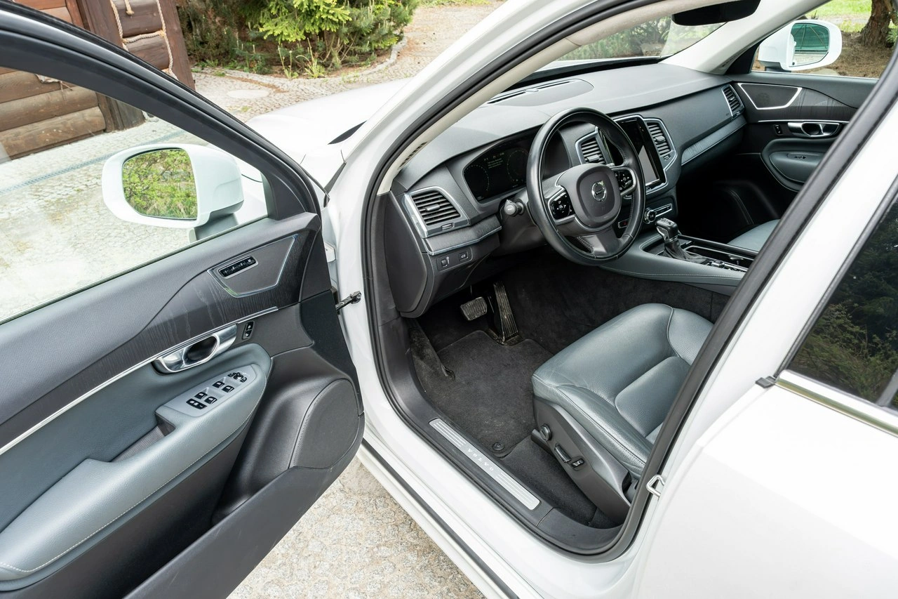 Volvo XC 90 - Zdjęcie 35
