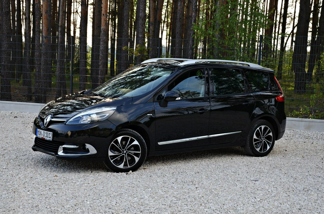 Renault Grand Scenic - Zdjęcie 15