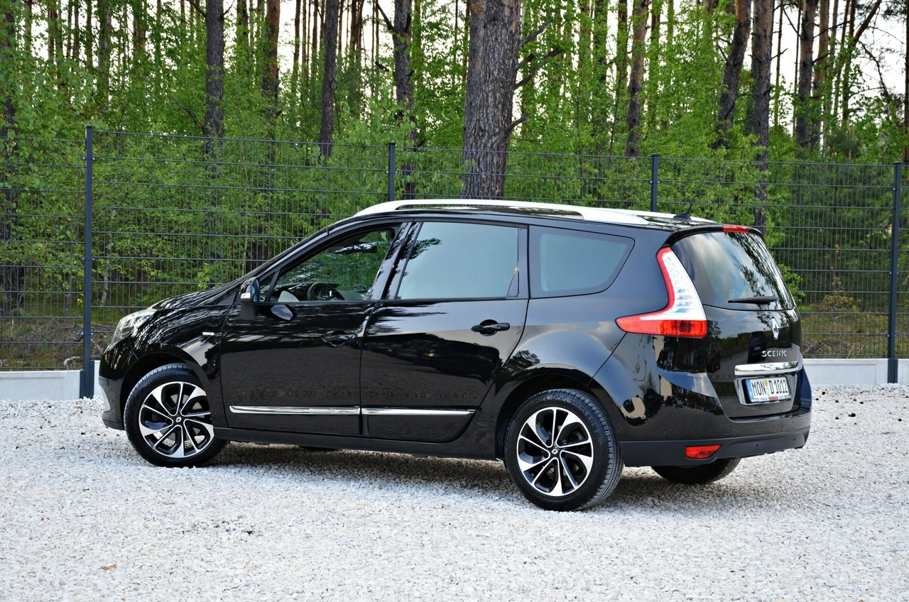 Renault Grand Scenic - Zdjęcie 19