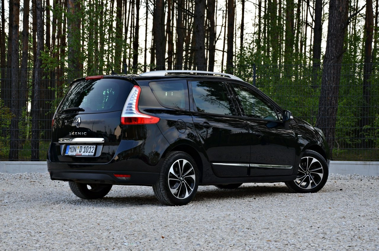Renault Grand Scenic - Zdjęcie 22