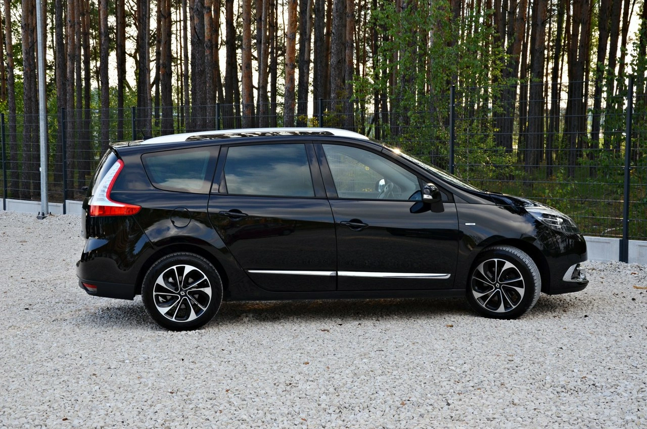 Renault Grand Scenic - Zdjęcie 25