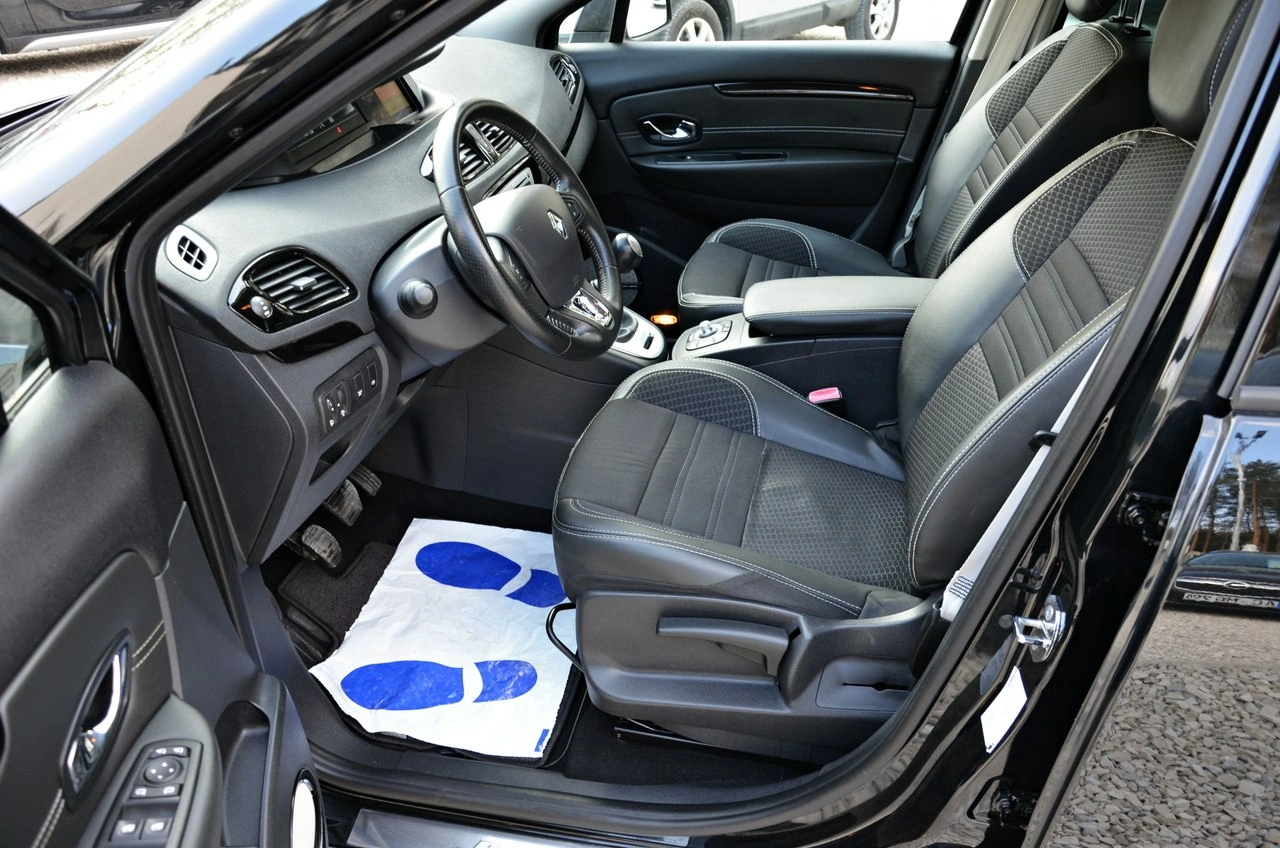 Renault Grand Scenic - Zdjęcie 26