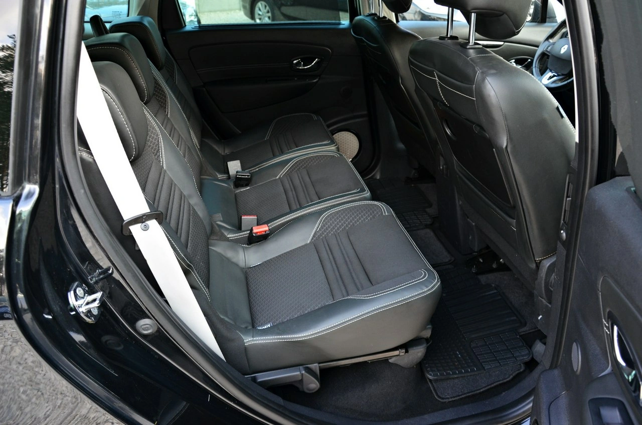 Renault Grand Scenic - Zdjęcie 31