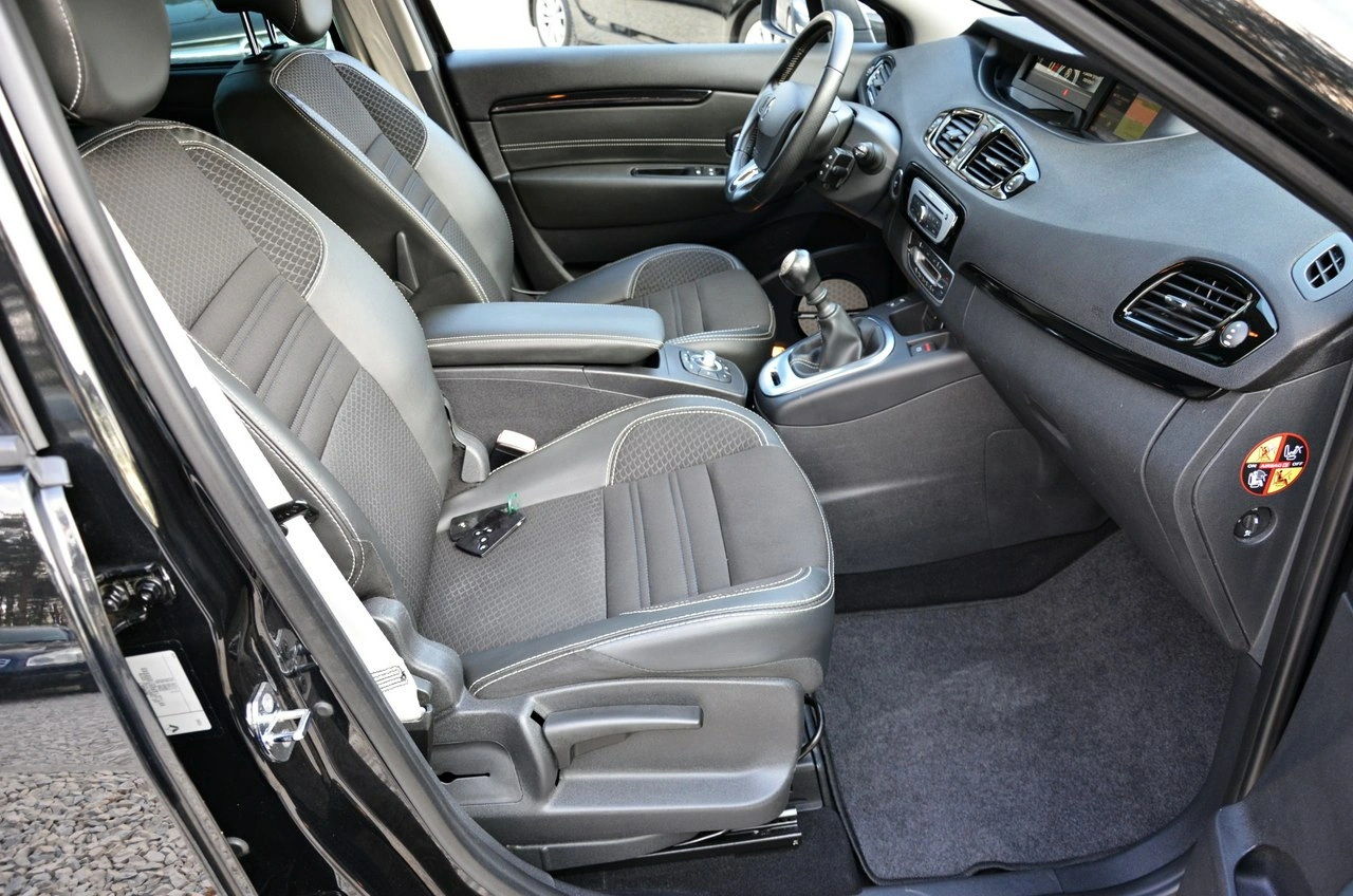 Renault Grand Scenic - Zdjęcie 34