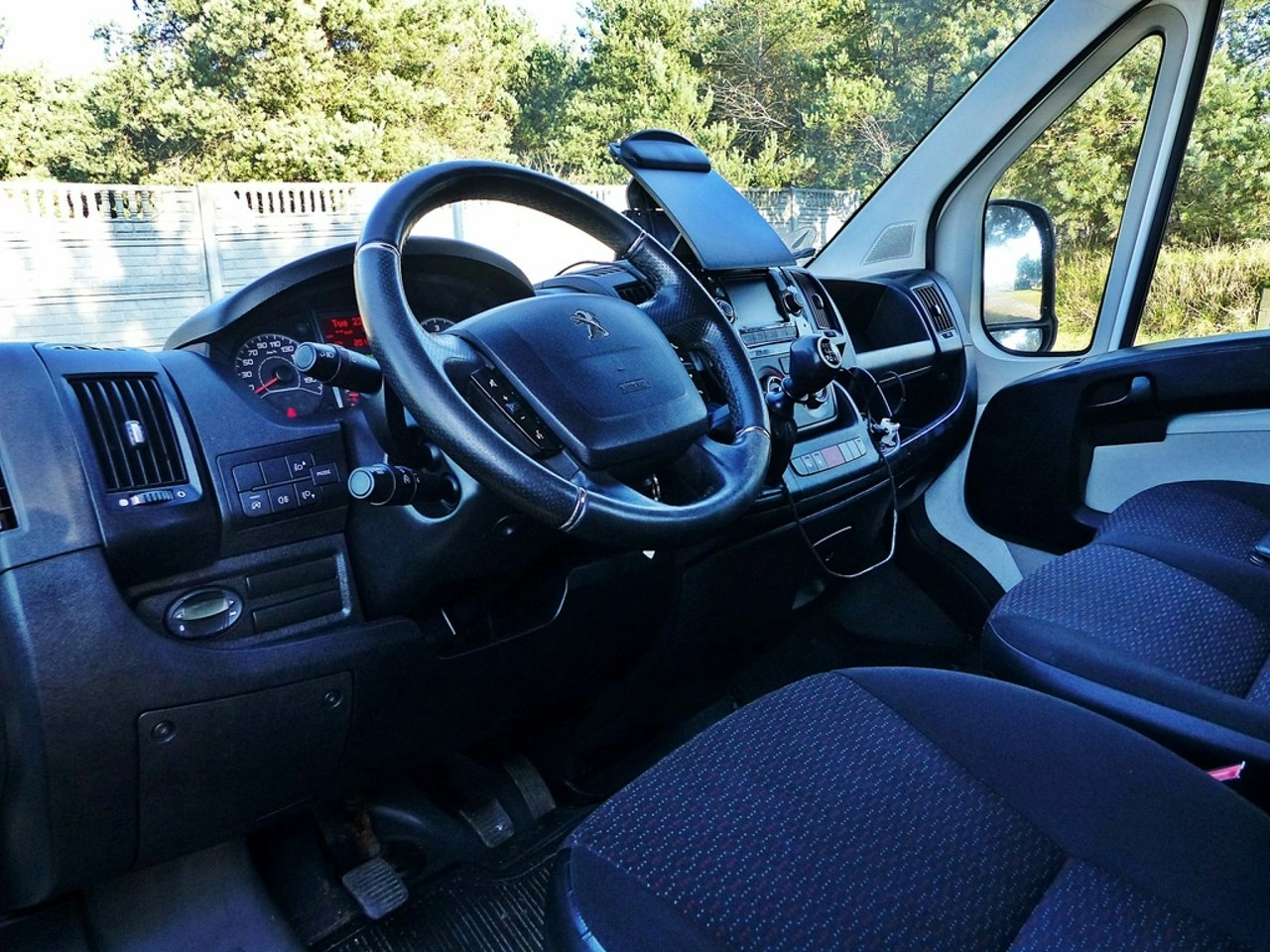 Peugeot Boxer - Zdjęcie 22