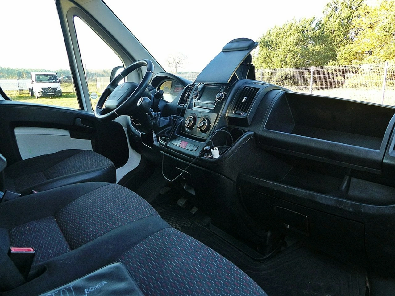 Peugeot Boxer - Zdjęcie 25