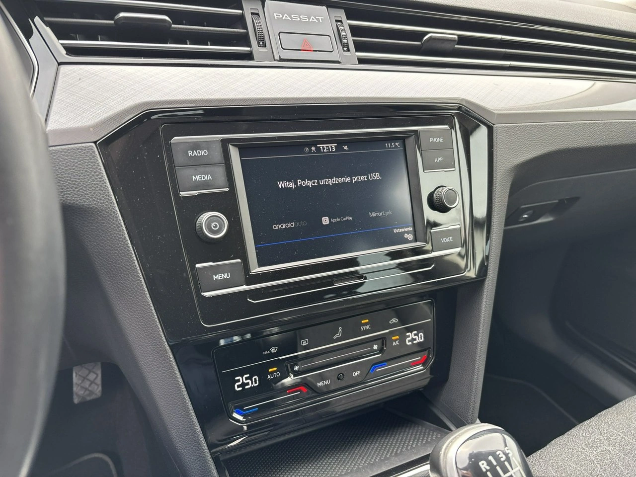 Volkswagen Passat - Zdjęcie 17