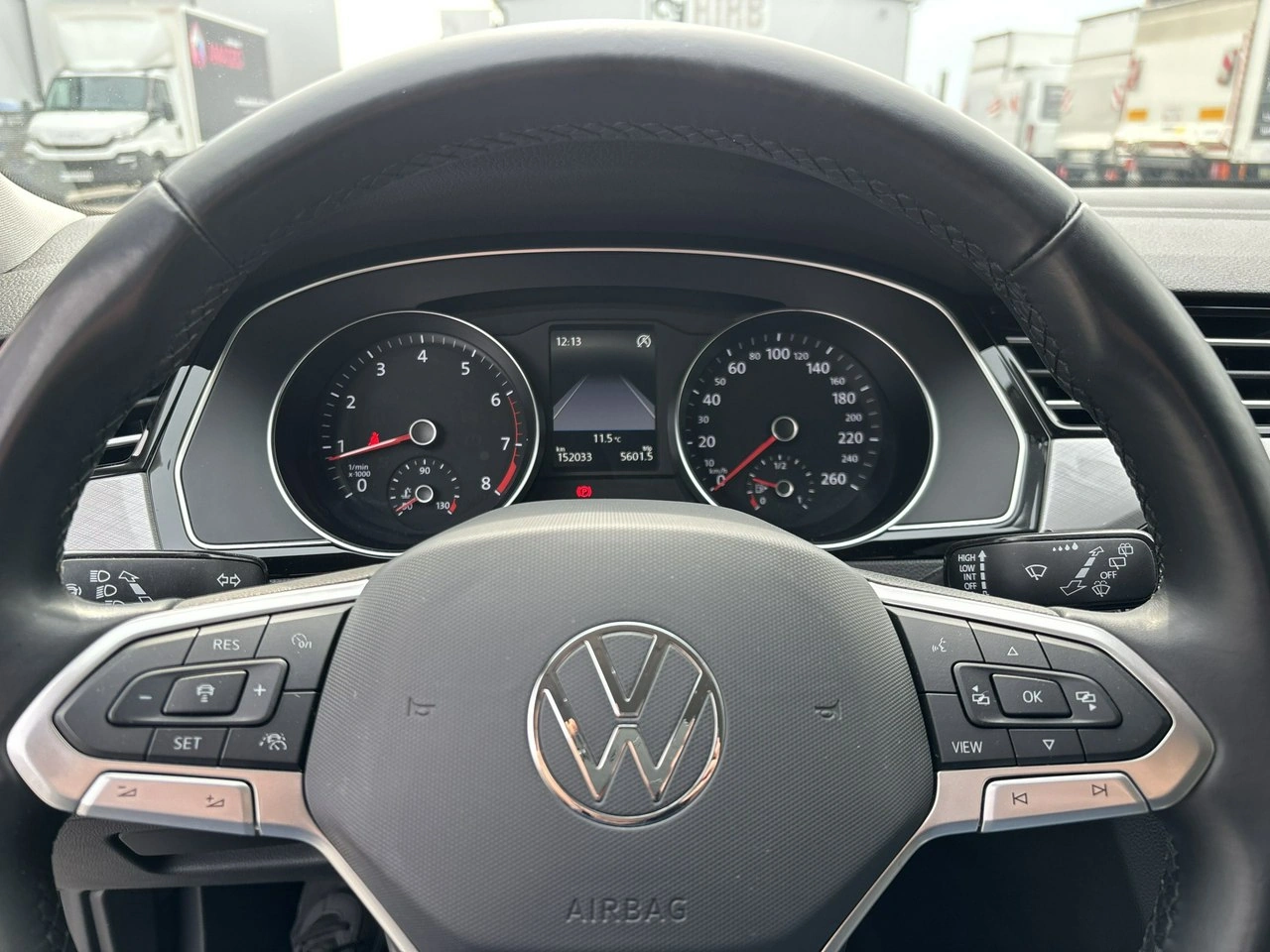 Volkswagen Passat - Zdjęcie 18
