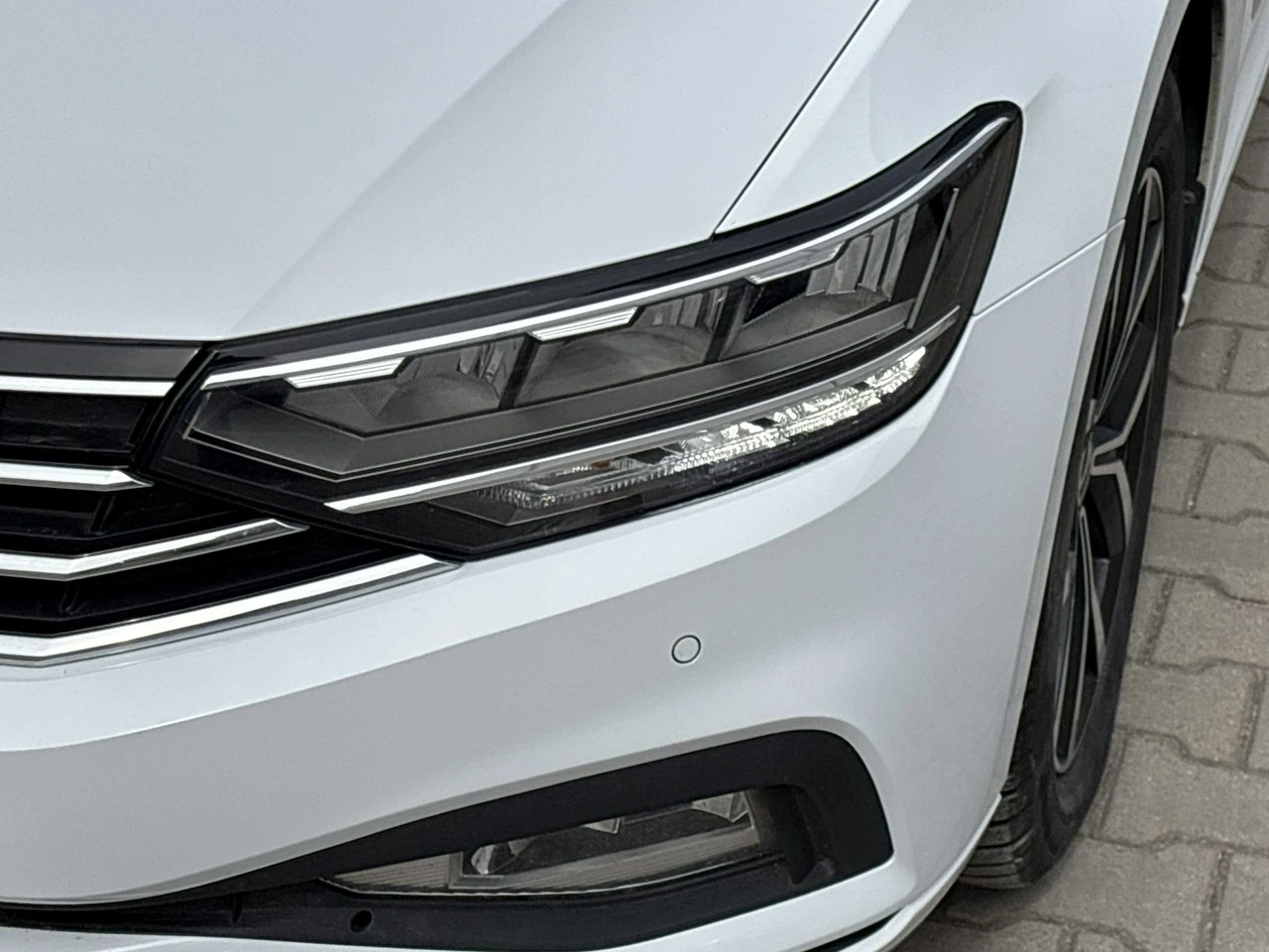 Volkswagen Passat - Zdjęcie 8