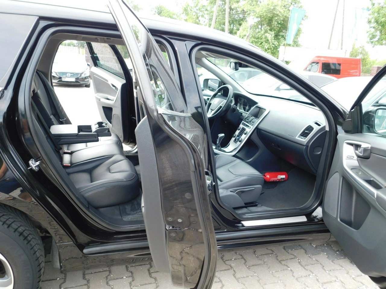 Volvo XC 60 - Zdjęcie 9