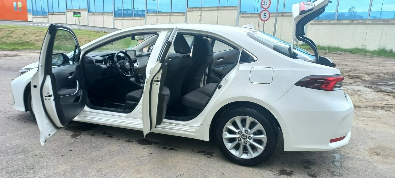 Toyota Corolla - Zdjęcie 19