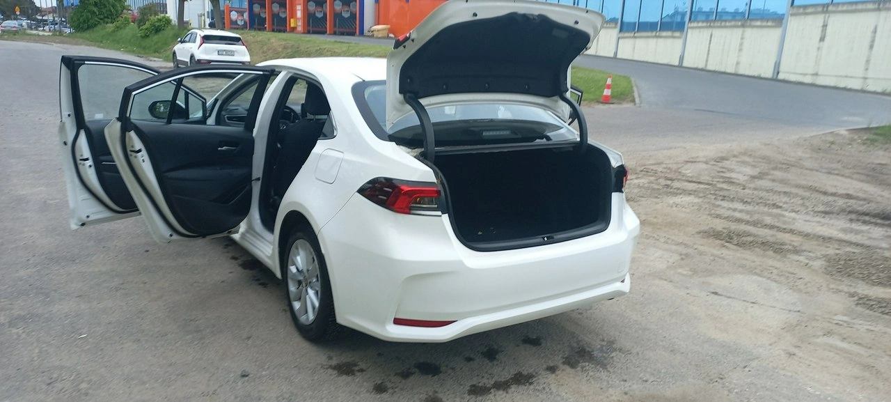 Toyota Corolla - Zdjęcie 8