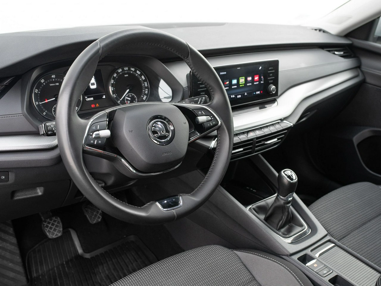 Skoda Octavia - Zdjęcie 5