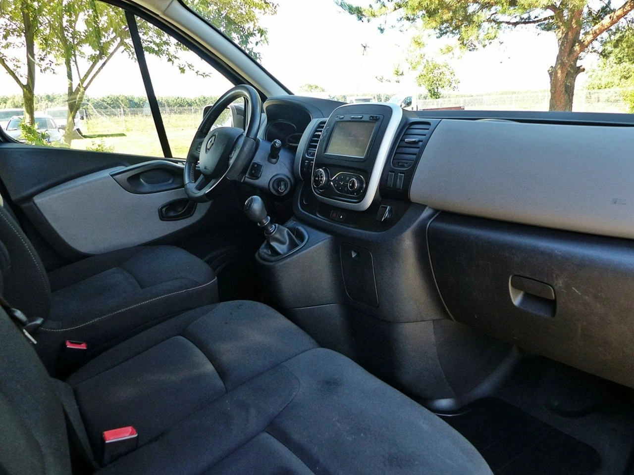 Renault Trafic - Zdjęcie 24