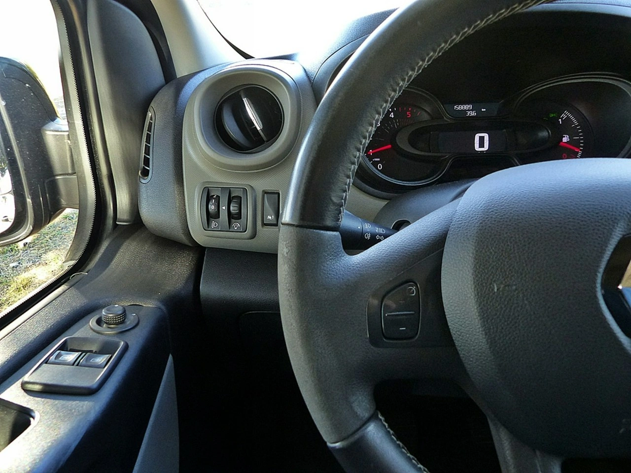 Renault Trafic - Zdjęcie 27