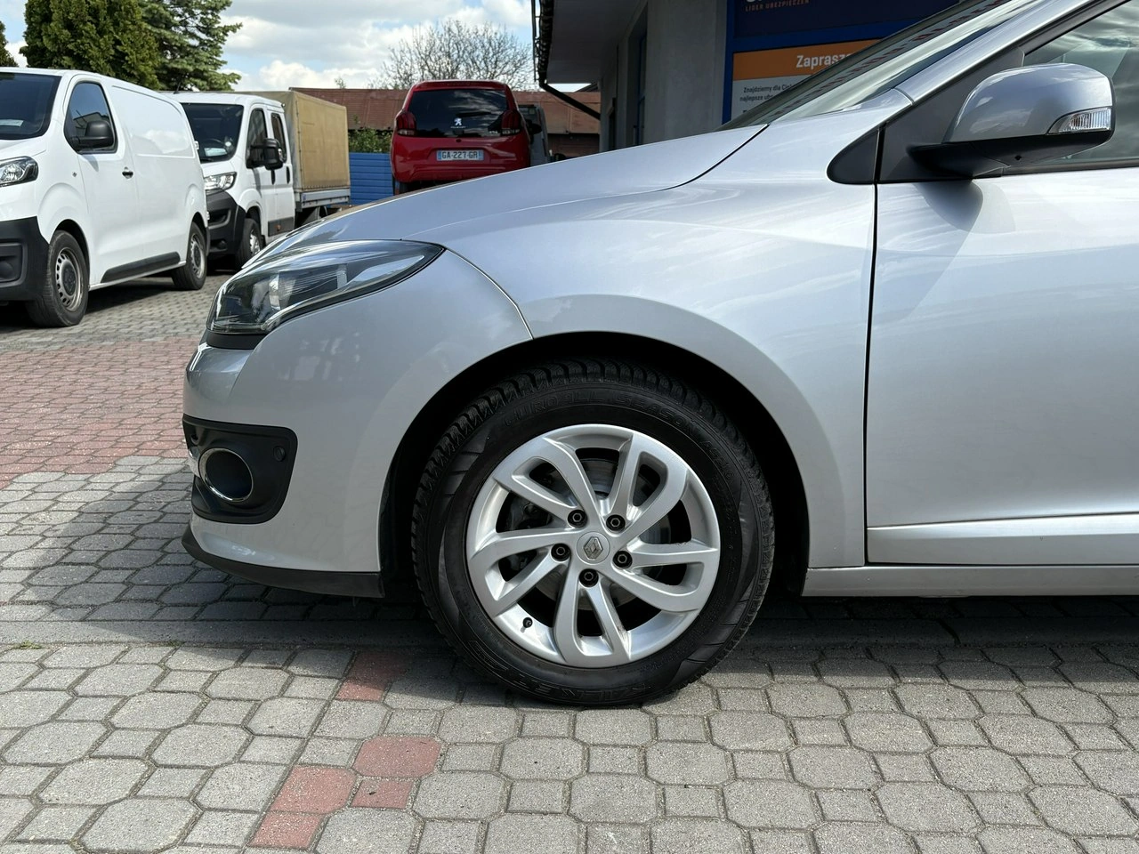 Renault Megane - Zdjęcie 9