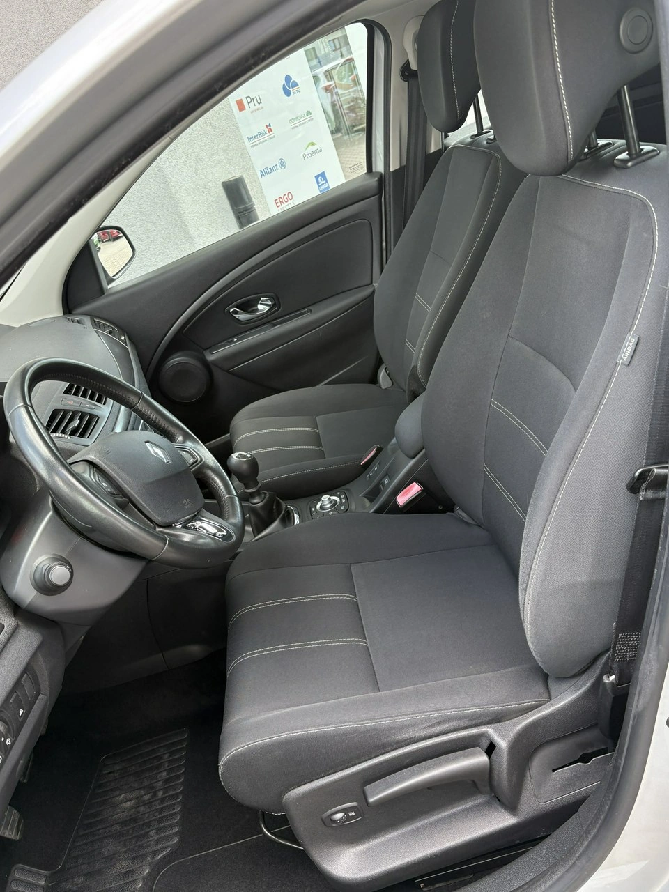 Renault Megane - Zdjęcie 13