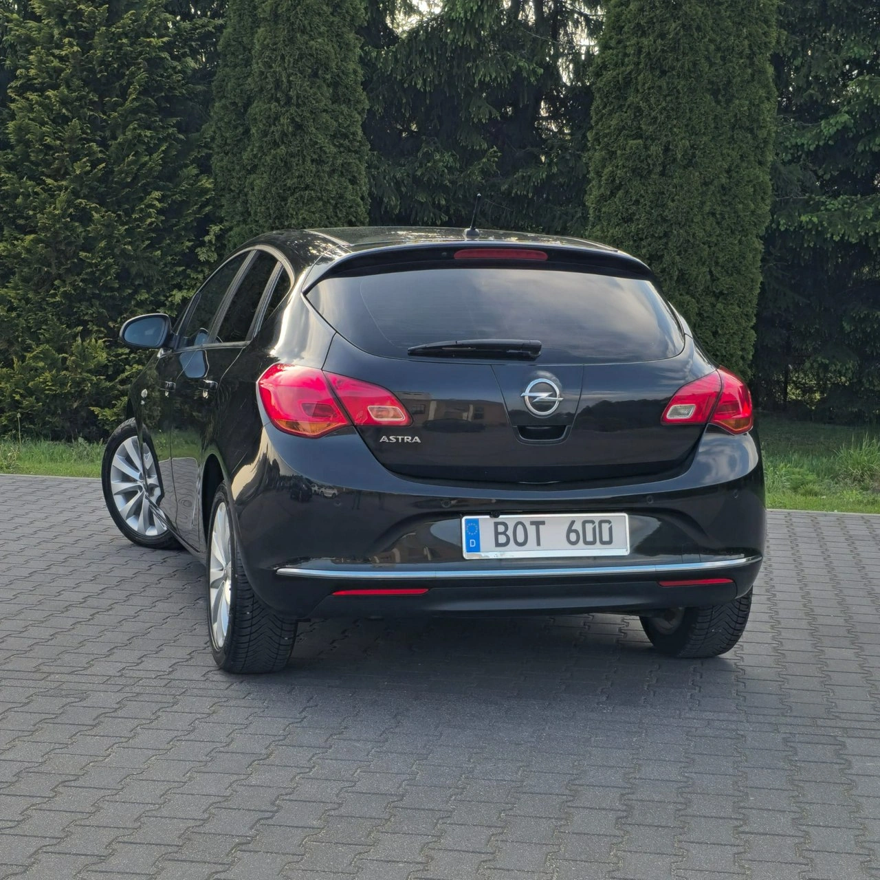 Opel Astra - Zdjęcie 10
