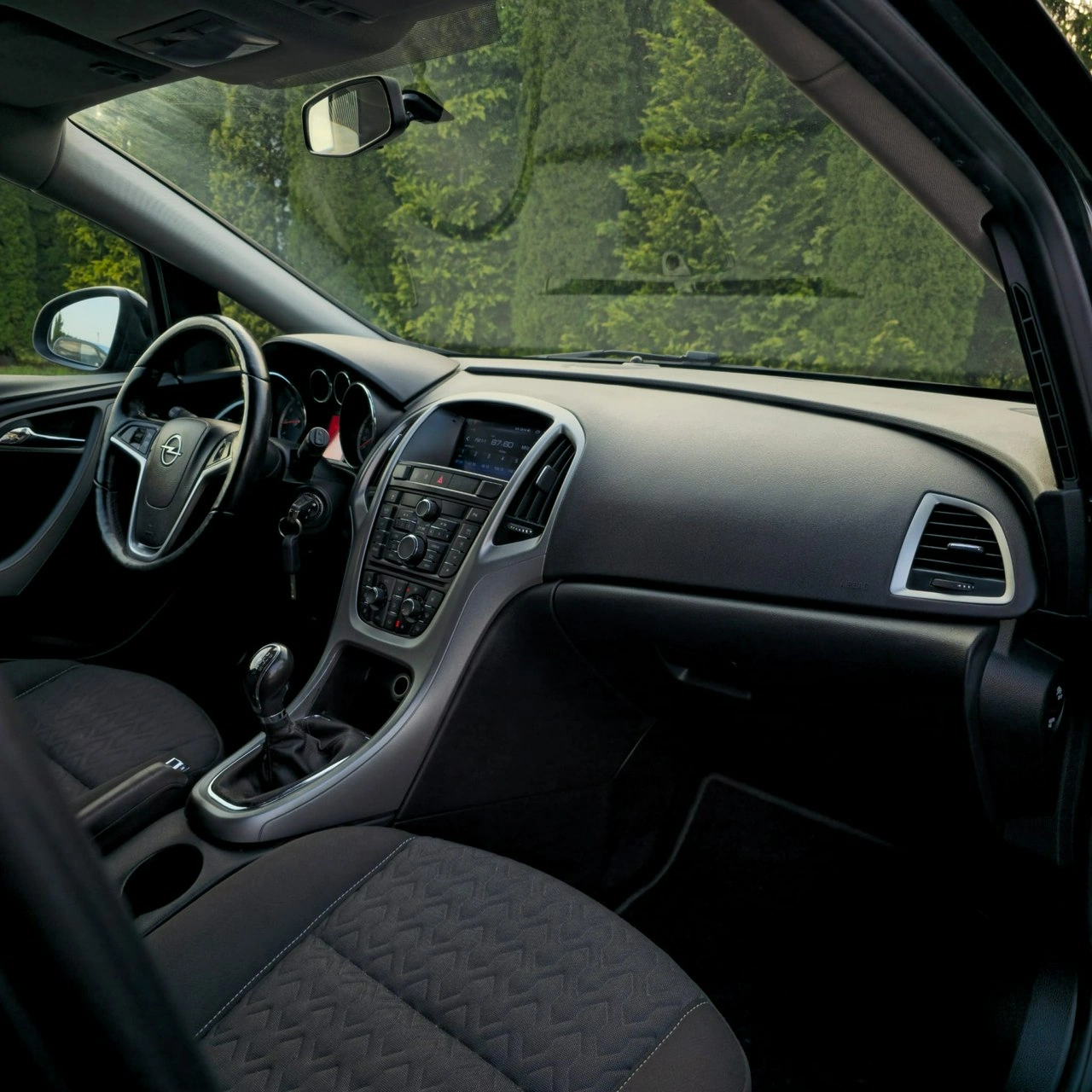 Opel Astra - Zdjęcie 23