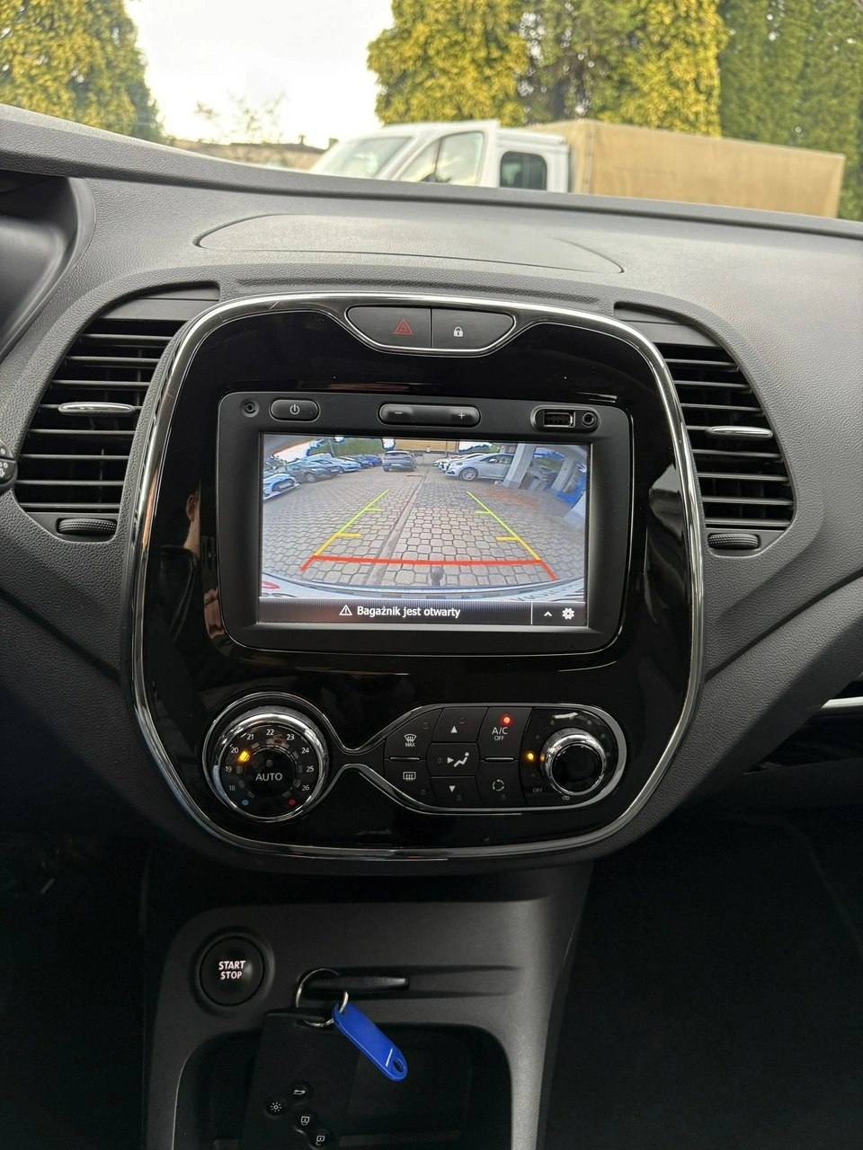Renault Captur - Zdjęcie 16