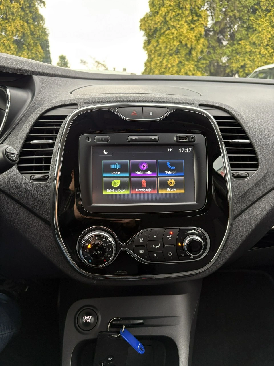 Renault Captur - Zdjęcie 17