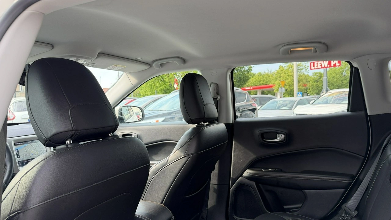 Jeep Compass - Zdjęcie 21