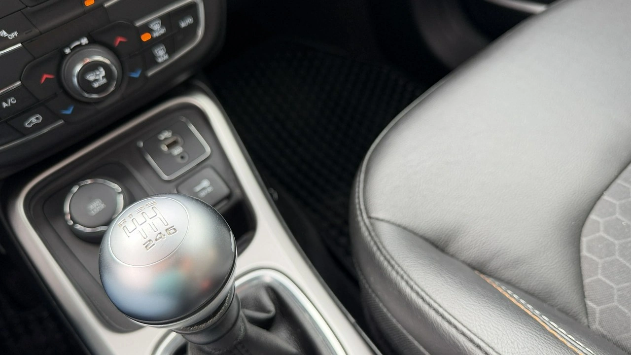 Jeep Compass - Zdjęcie 29