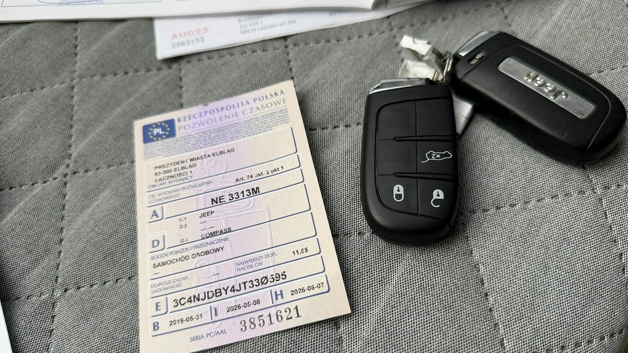 Jeep Compass - Zdjęcie 32