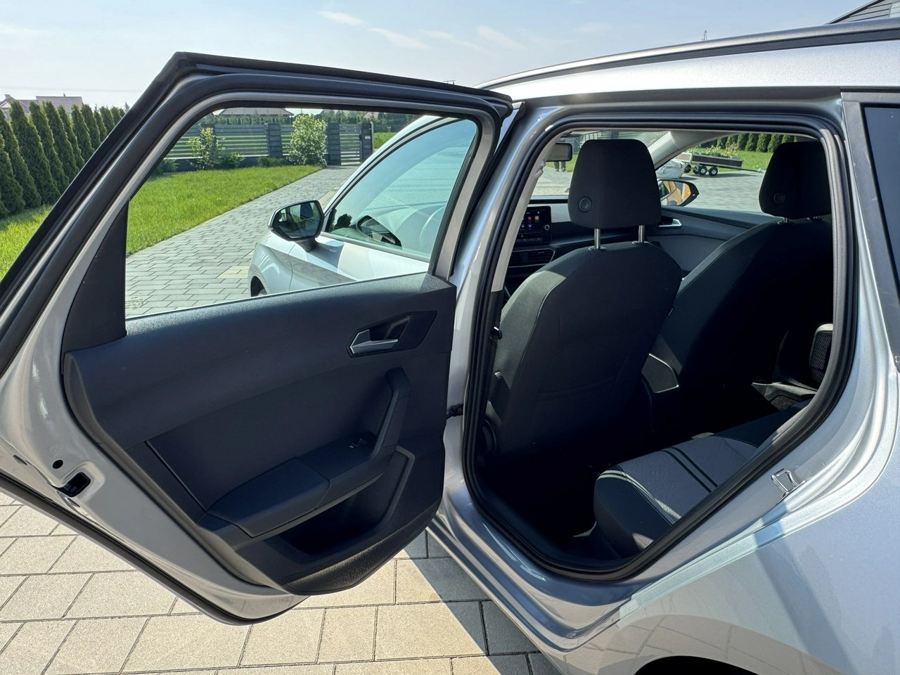 Seat Leon - Zdjęcie 21