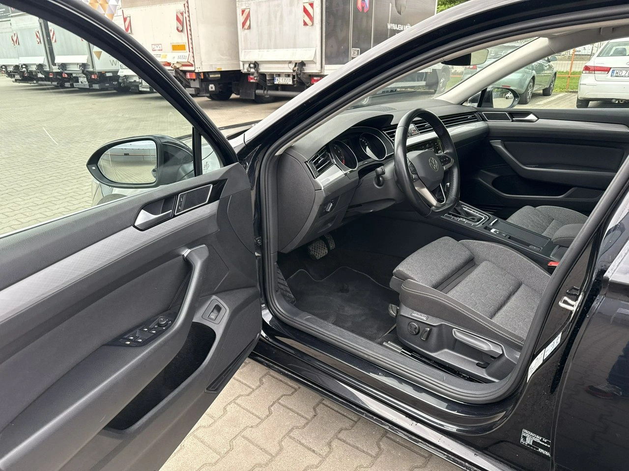 Volkswagen Passat - Zdjęcie 9