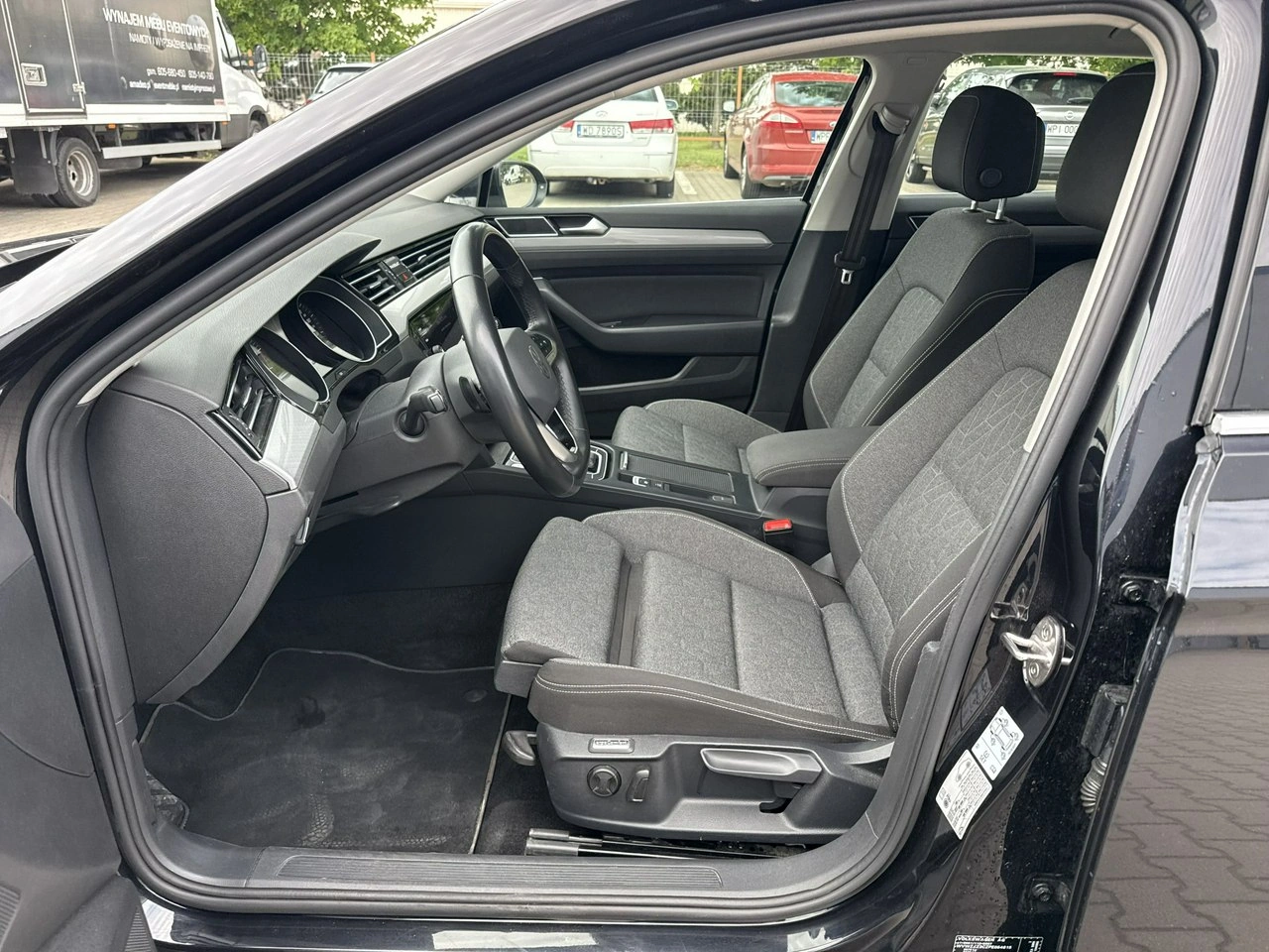 Volkswagen Passat - Zdjęcie 10